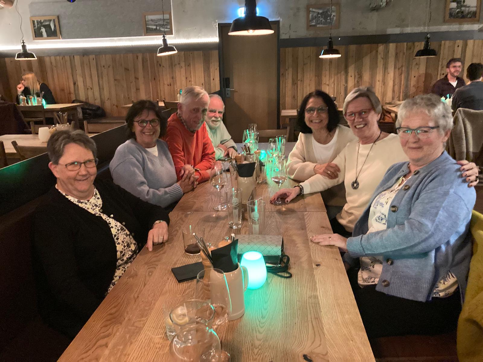 images/Stammtische/Stammtisch%2013_11_2025/WhatsApp%20Bild%202025-11-13%20um%2021.51.01_65725ee7.jpg#joomlaImage://local-images/Stammtische/Stammtisch 13_11_2025/WhatsApp Bild 2025-11-13 um 21.51.01_65725ee7.jpg?width=1600&height=1200